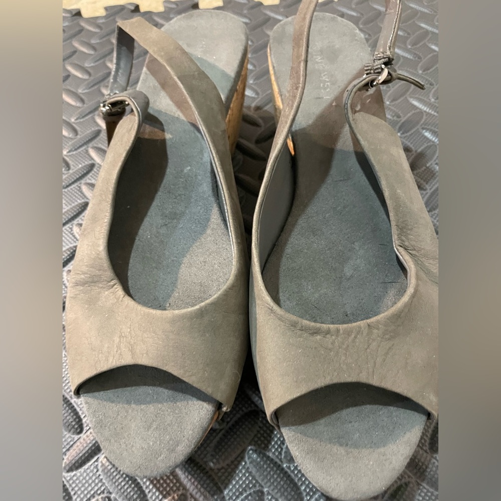 Nine West platform heels in grey suede